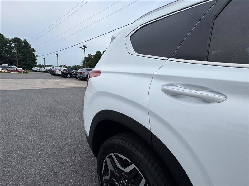 Used 2023 Hyundai Santa Fe Limited image 22