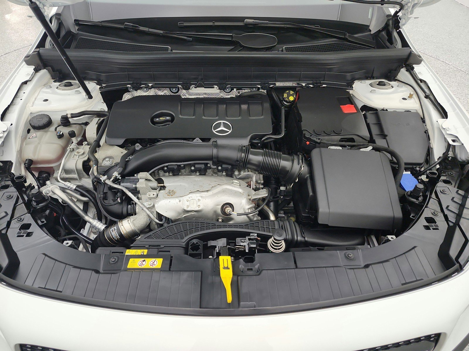 Used 2023 Mercedes-Benz GLB 250 image 17