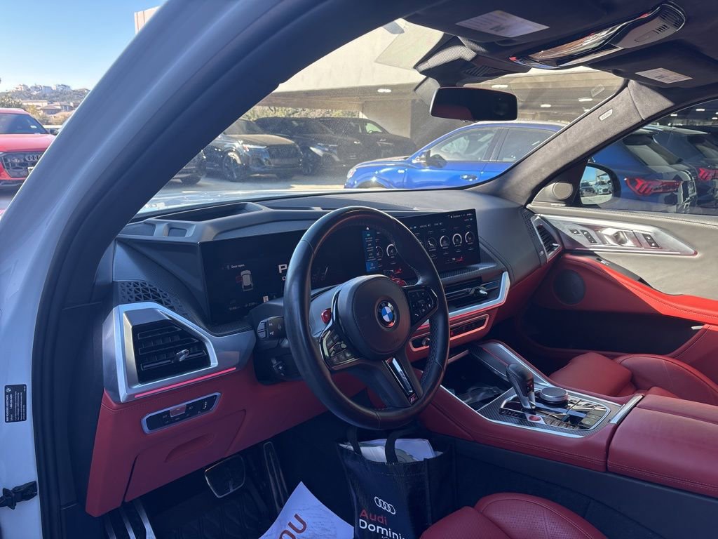 Used 2023 BMW XM image 13
