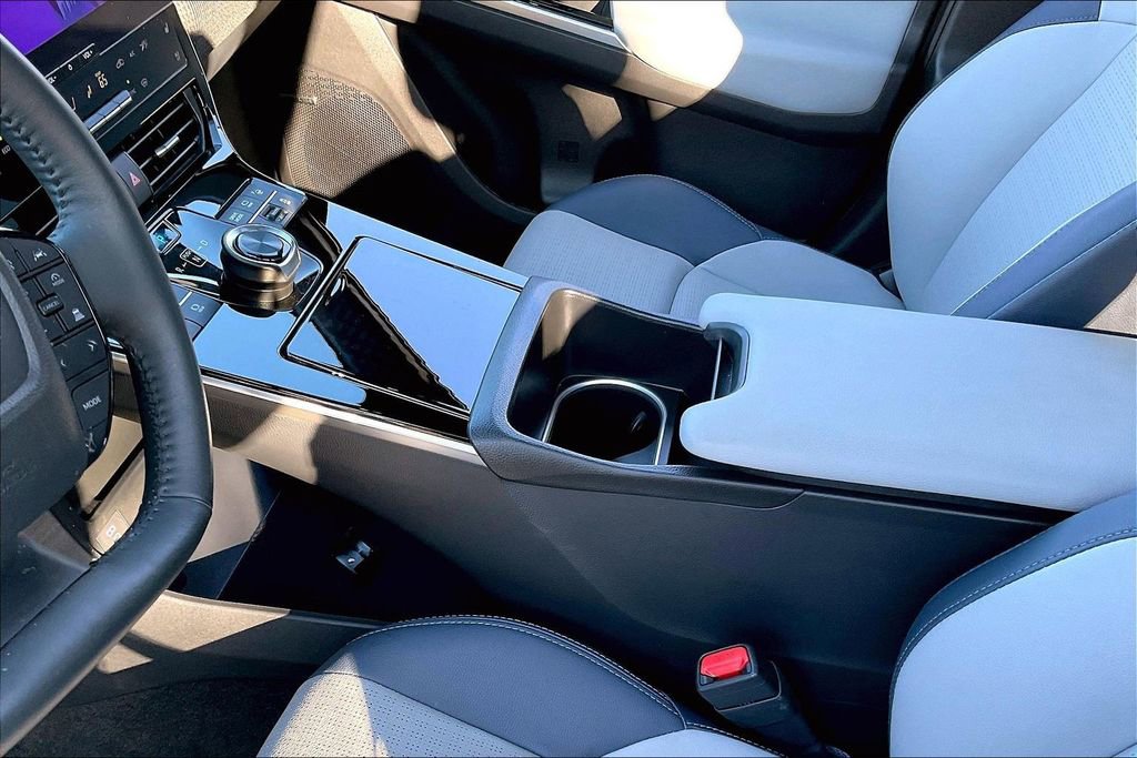 Certified 2024 Subaru Solterra Touring image 20