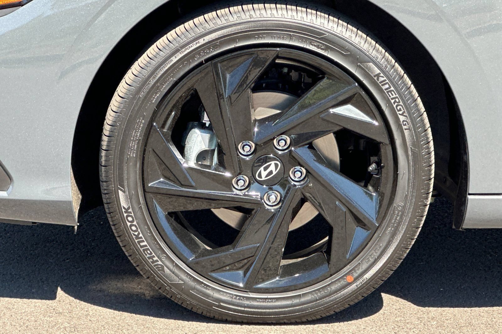 New 2026 Hyundai Elantra Sport FWD image 22