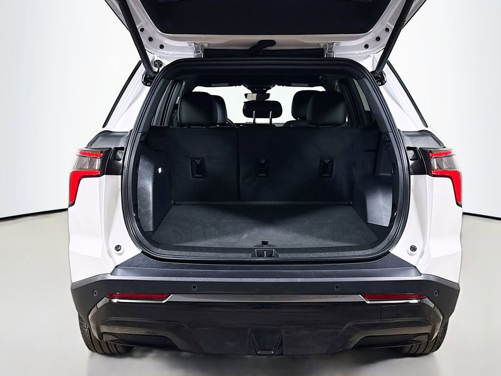 Certified 2025 Chevrolet Equinox RS w/ Safety and Technology Package image 24