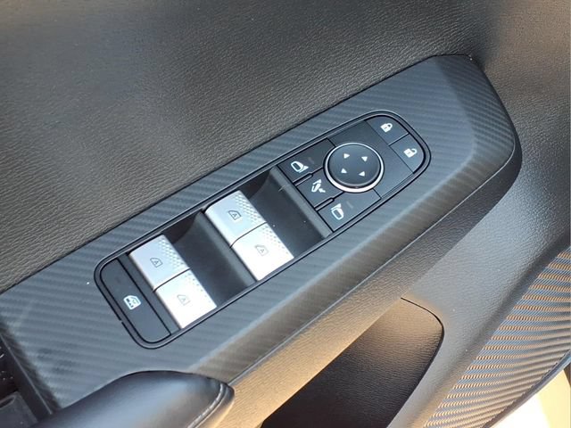 Used 2023 Mitsubishi Outlander SEL AWD/4WD image 17