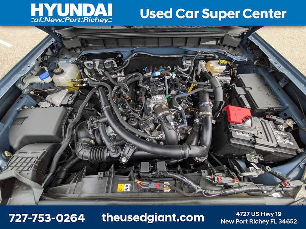 Used 2025 Ford Bronco Outer Banks AWD/4WD image 14