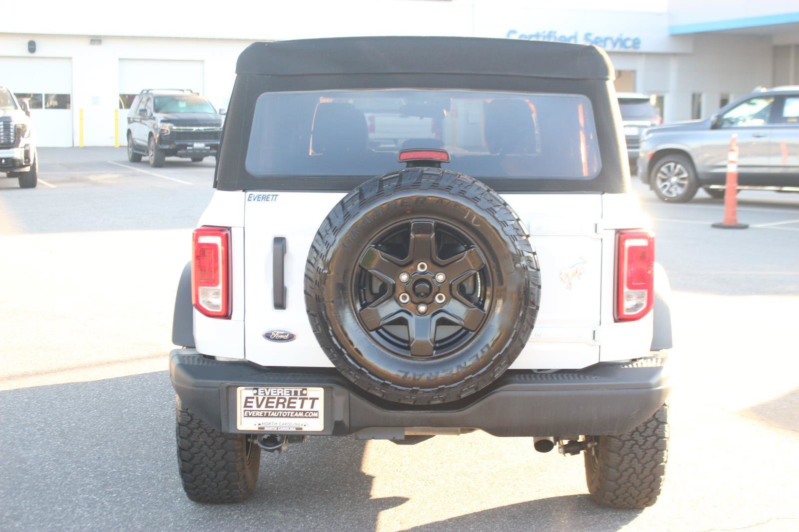 Used 2024 Ford Bronco Black Diamond AWD/4WD image 6
