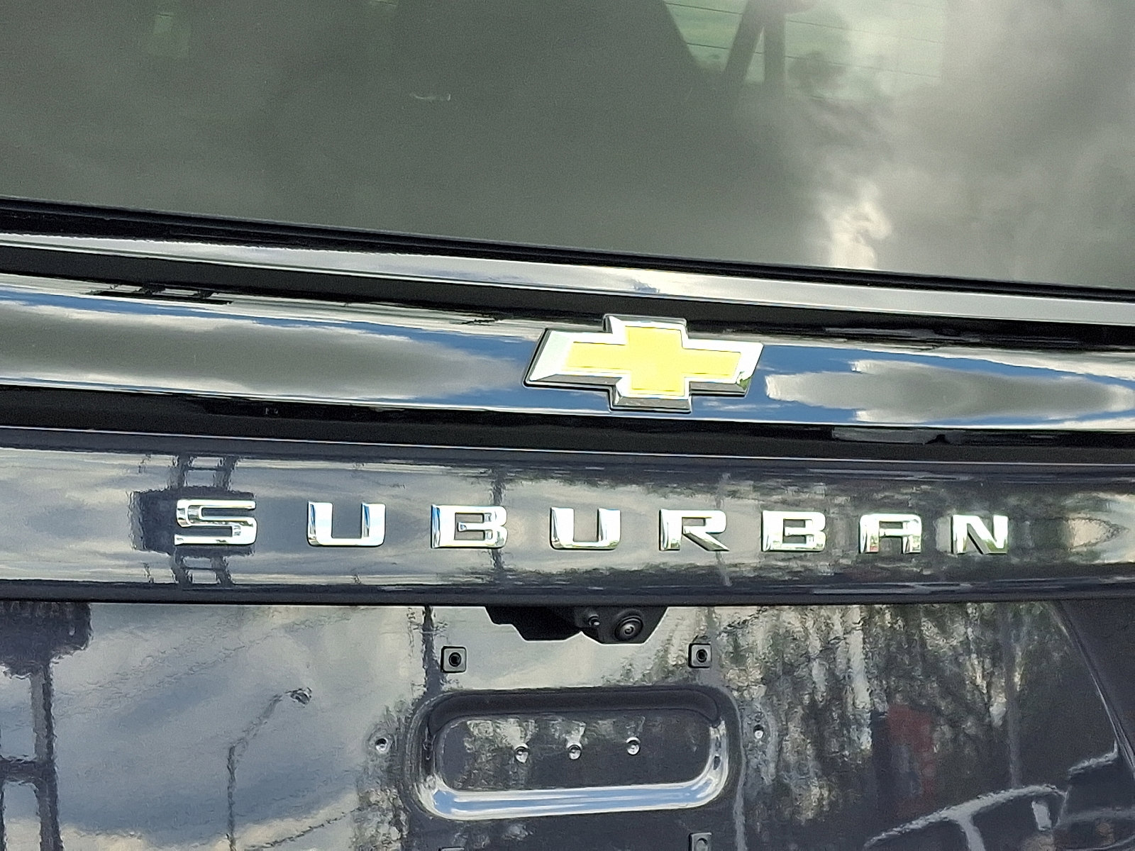 Certified 2026 Chevrolet Suburban LS AWD/4WD image 30