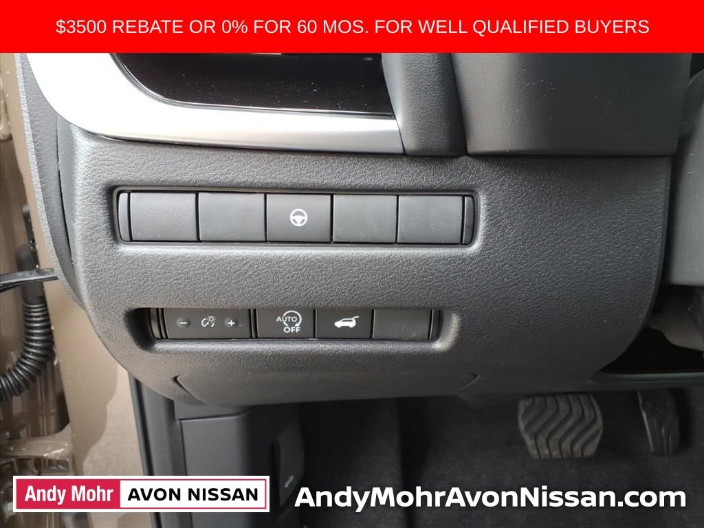 New 2026 Nissan Rogue SV AWD/4WD image 17