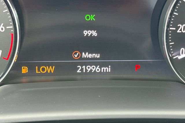 Used 2023 Buick Envision Essence AWD/4WD image 41