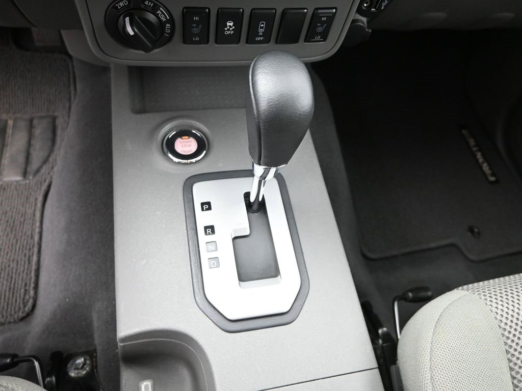 Used 2021 Nissan Frontier SV image 21