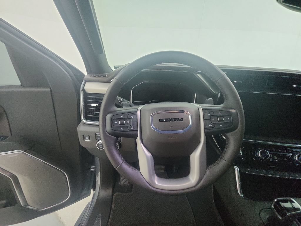 Used 2025 GMC Sierra 1500 Denali AWD/4WD image 13