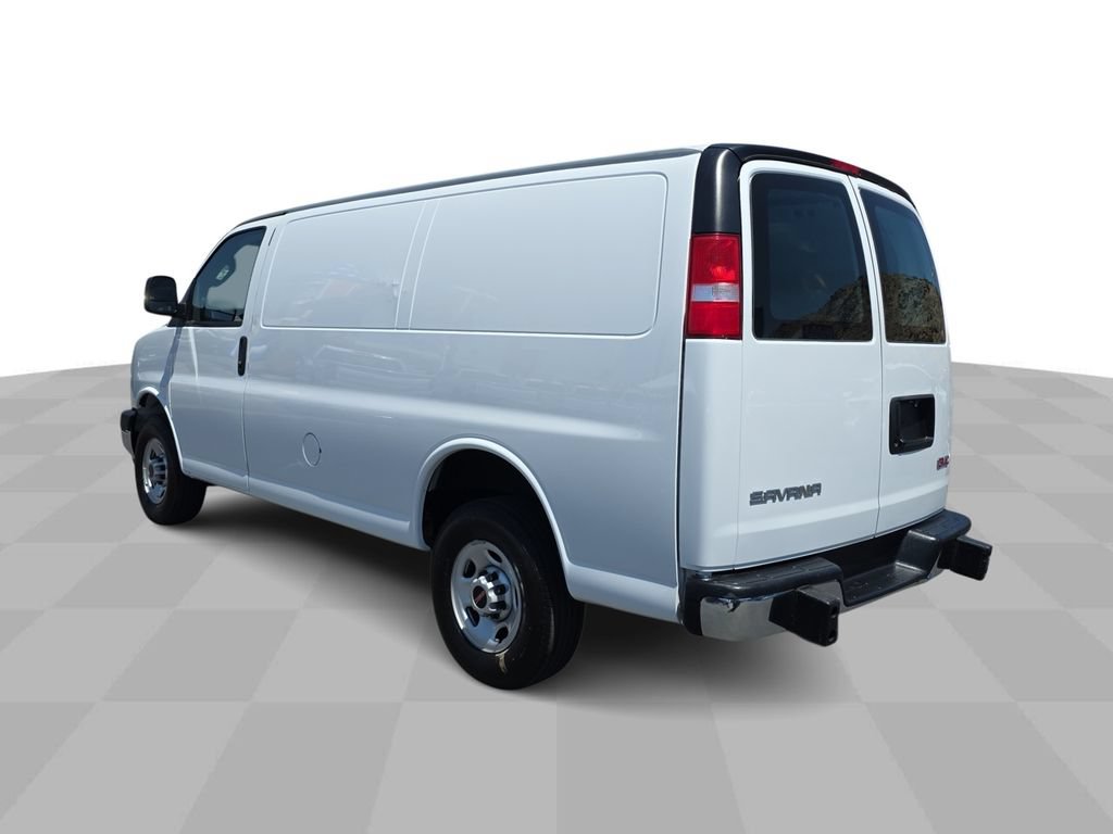 Used 2024 GMC Savana 2500 w/ Driver Convenience Package RWD image 6