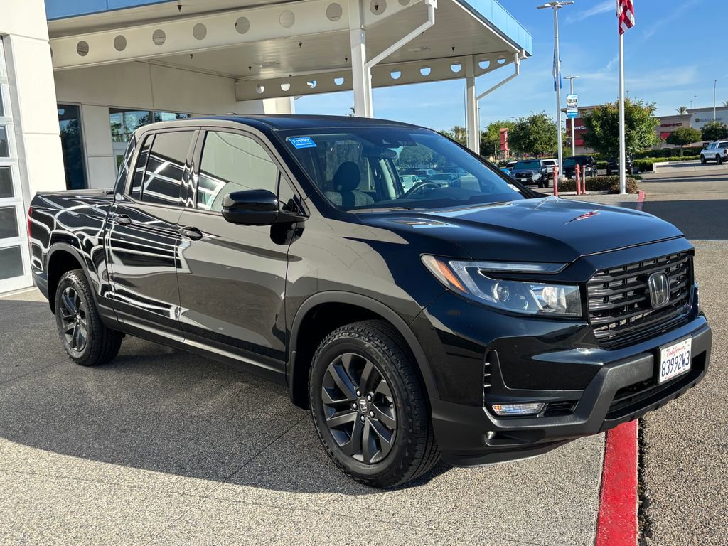Used 2023 Honda Ridgeline Sport image 3