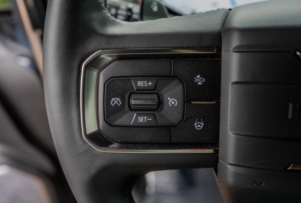 Used 2025 GMC Hummer EV 3X AWD/4WD image 6