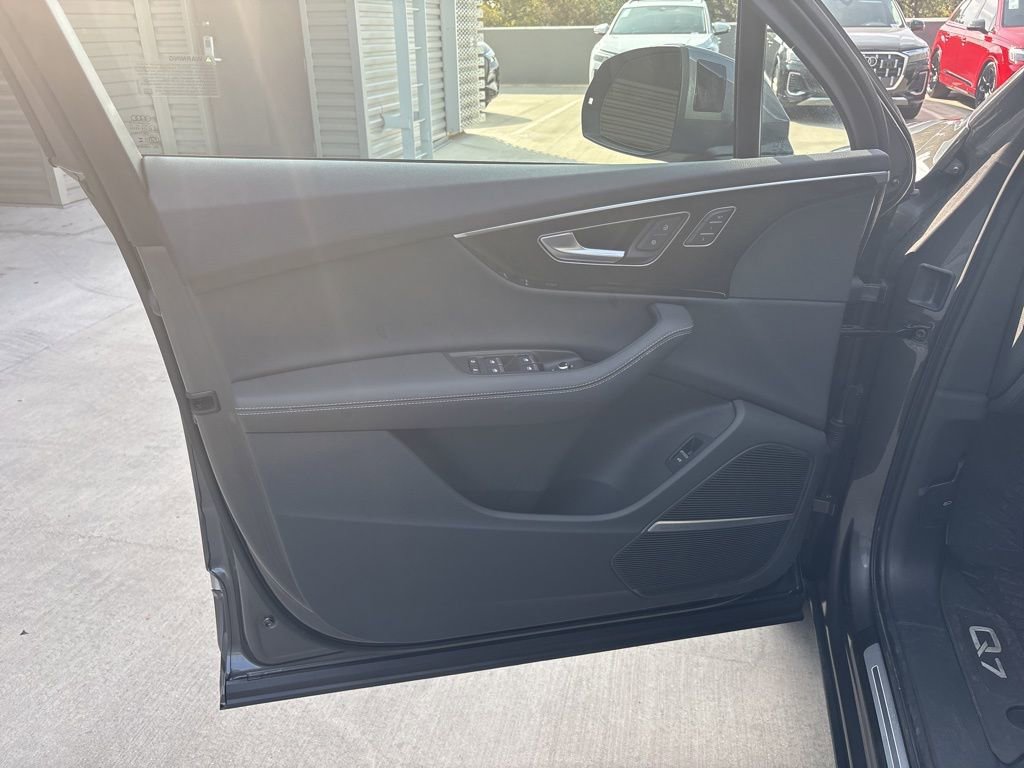 Certified 2025 Audi Q7 3.0T Premium Plus w/ Premium Plus Package image 10