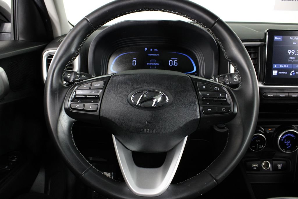 Certified 2024 Hyundai Venue SEL image 24
