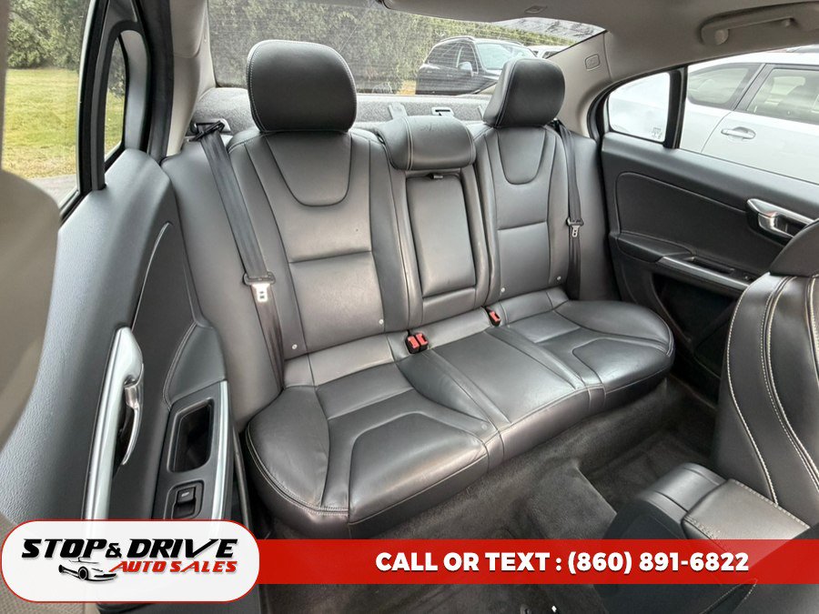 Used 2017 Volvo S60 T5 Dynamic AWD/4WD image 16