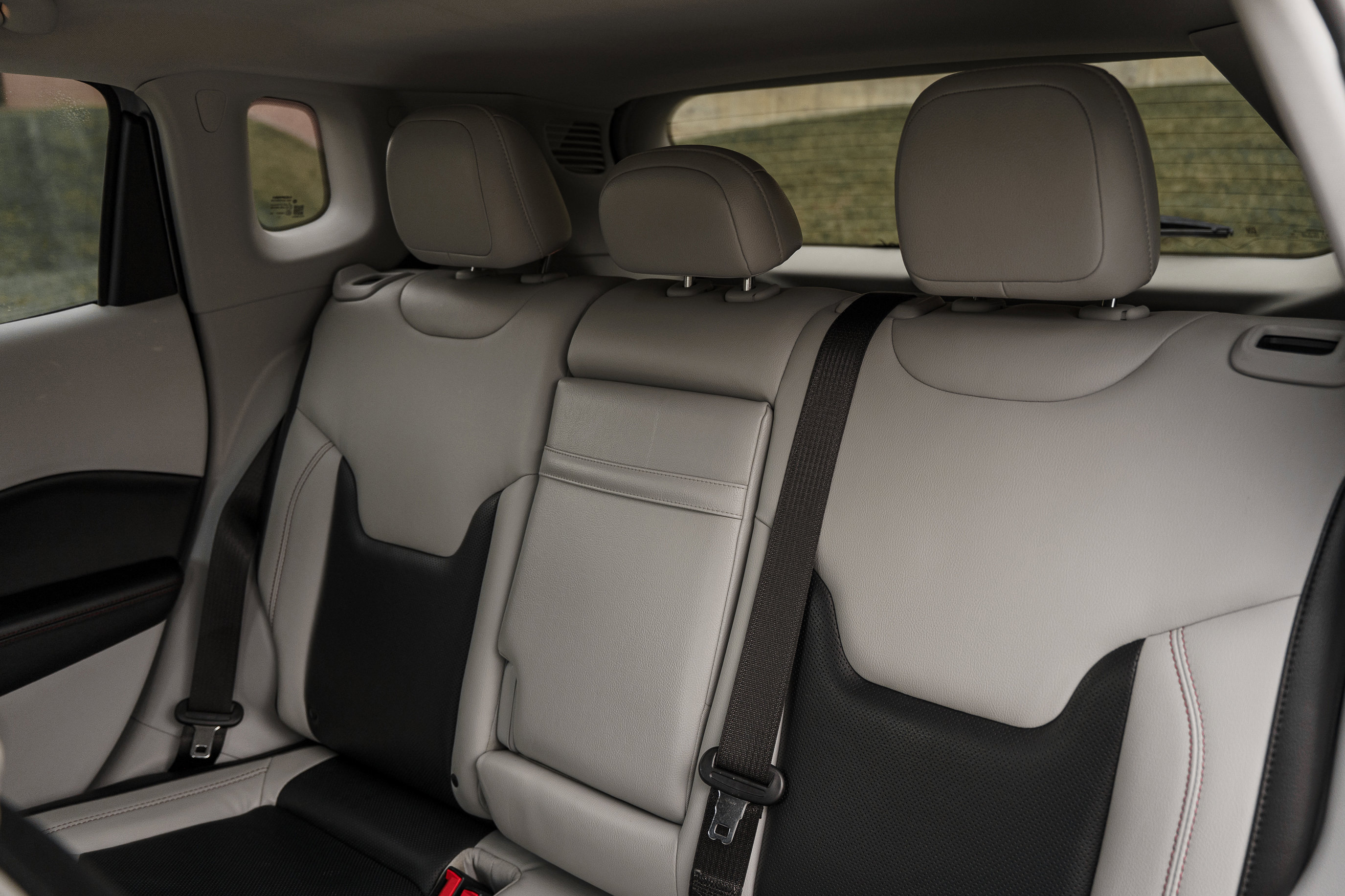 Used 2018 Jeep Compass Limited w/ Trailer Tow Group image 21