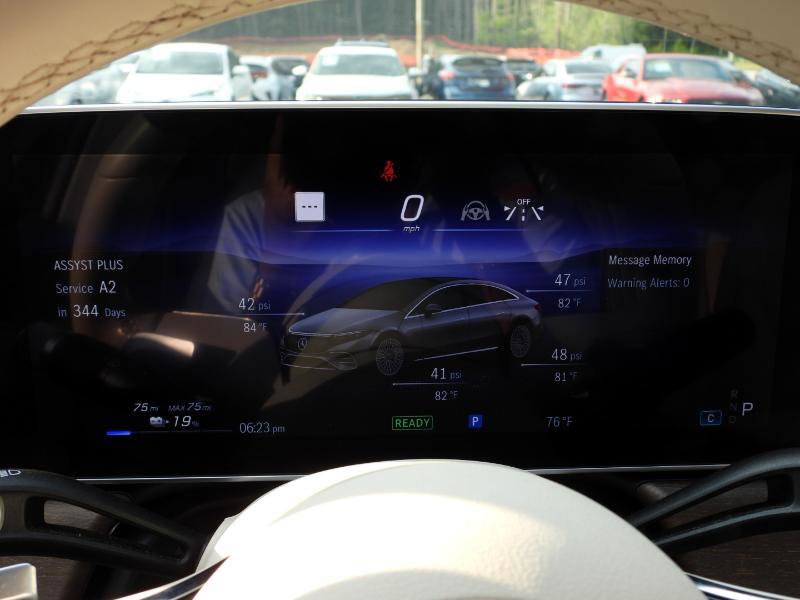 Used 2022 Mercedes-Benz EQS 450+ Sedan image 75