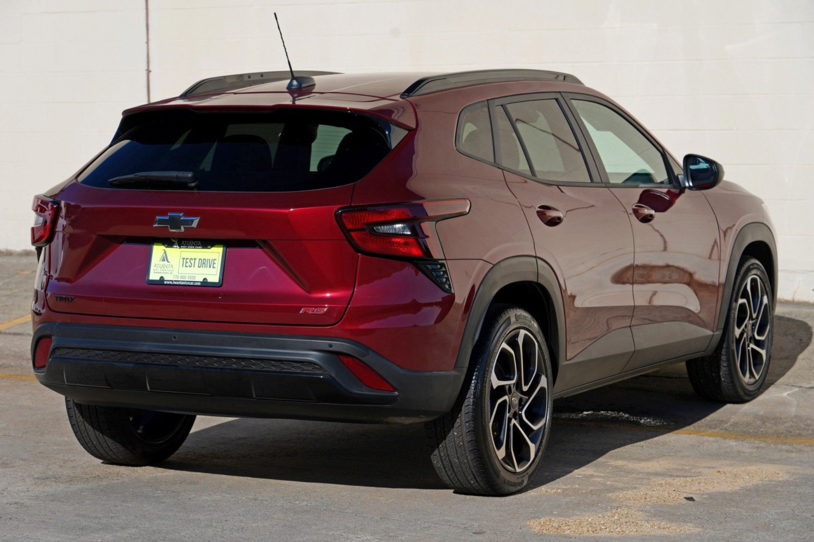 Used 2024 Chevrolet Trax RS w/ Sunroof Package FWD image 45