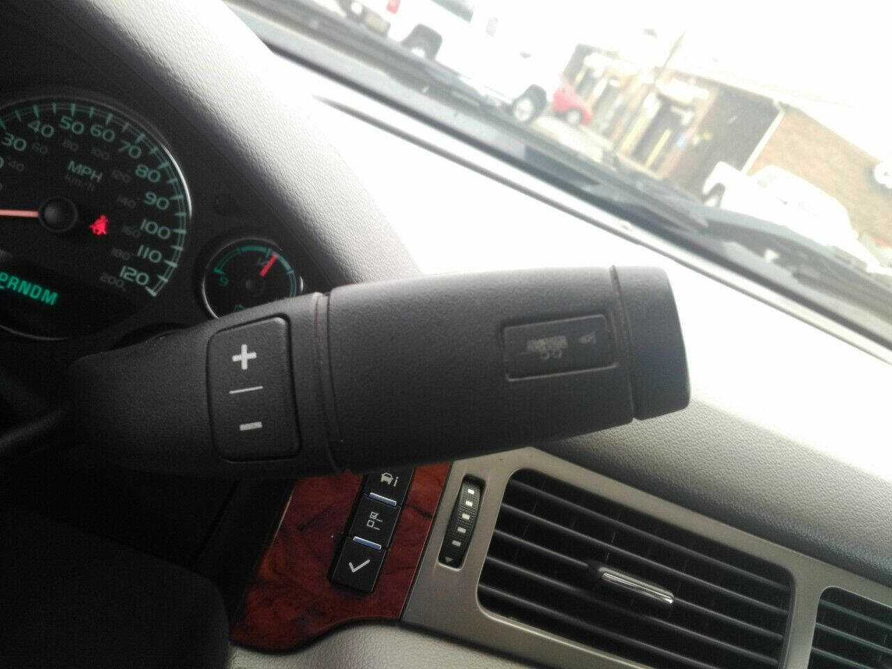 Used 2012 GMC Sierra 1500 SLT w/ Heritage Edition image 28