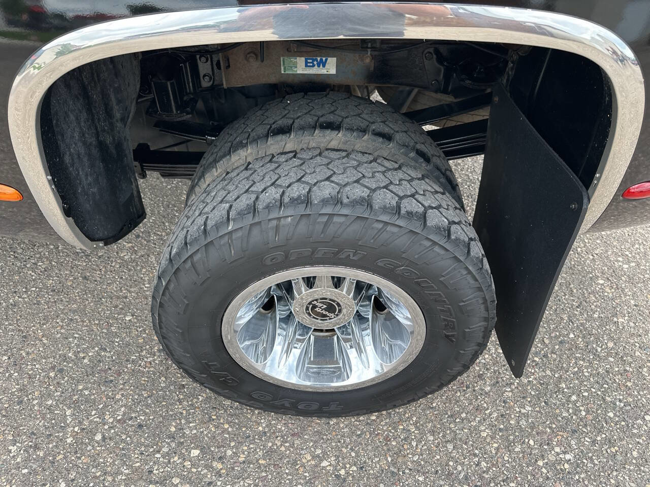 Used 2011 Chevrolet Silverado 3500 LTZ w/ LTZ Plus Package image 13