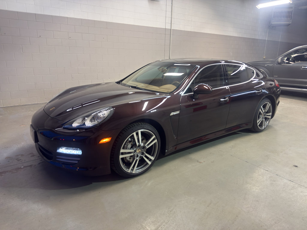 Used 2010 Porsche Panamera S RWD image 3