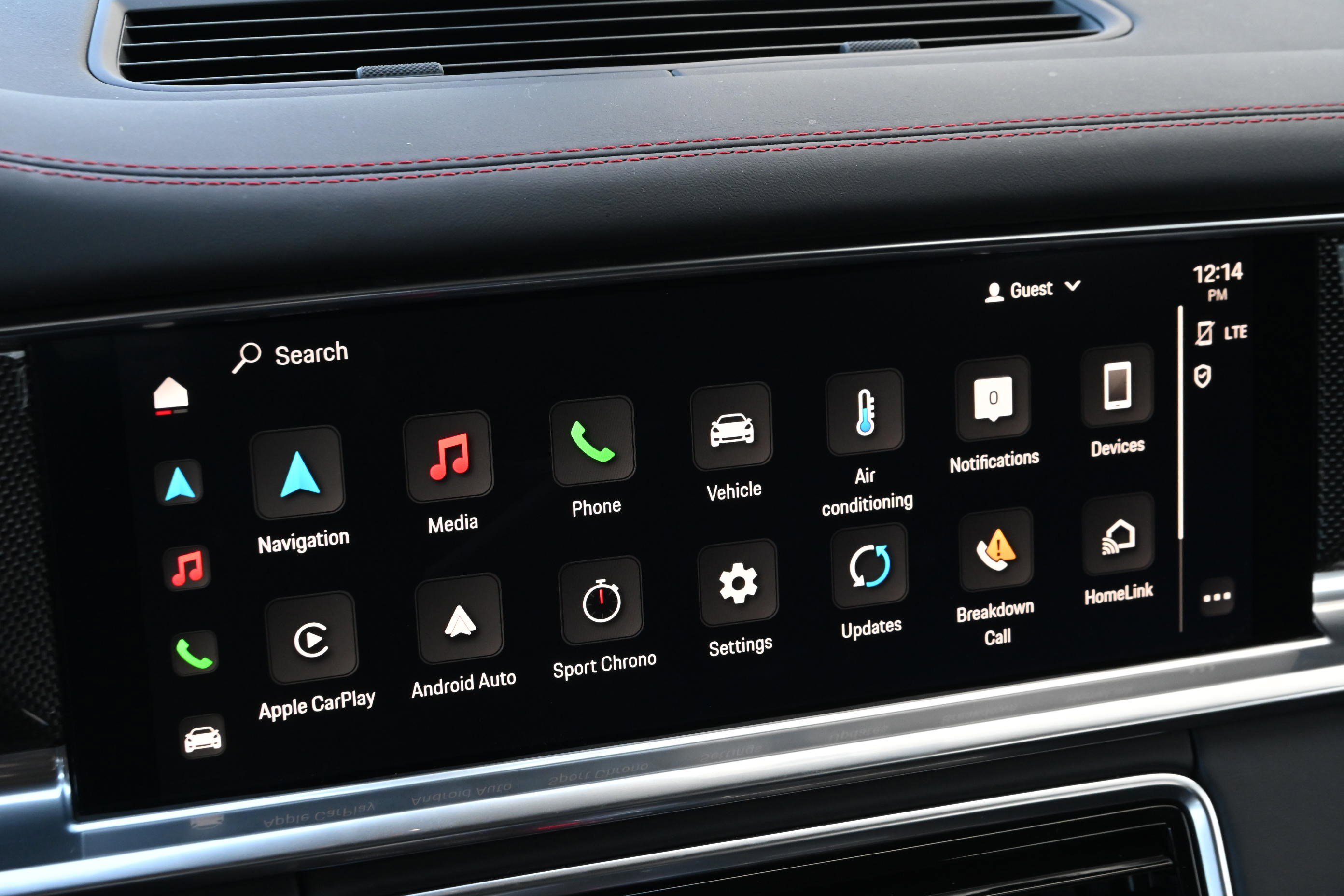 Used 2023 Porsche Panamera GTS image 19