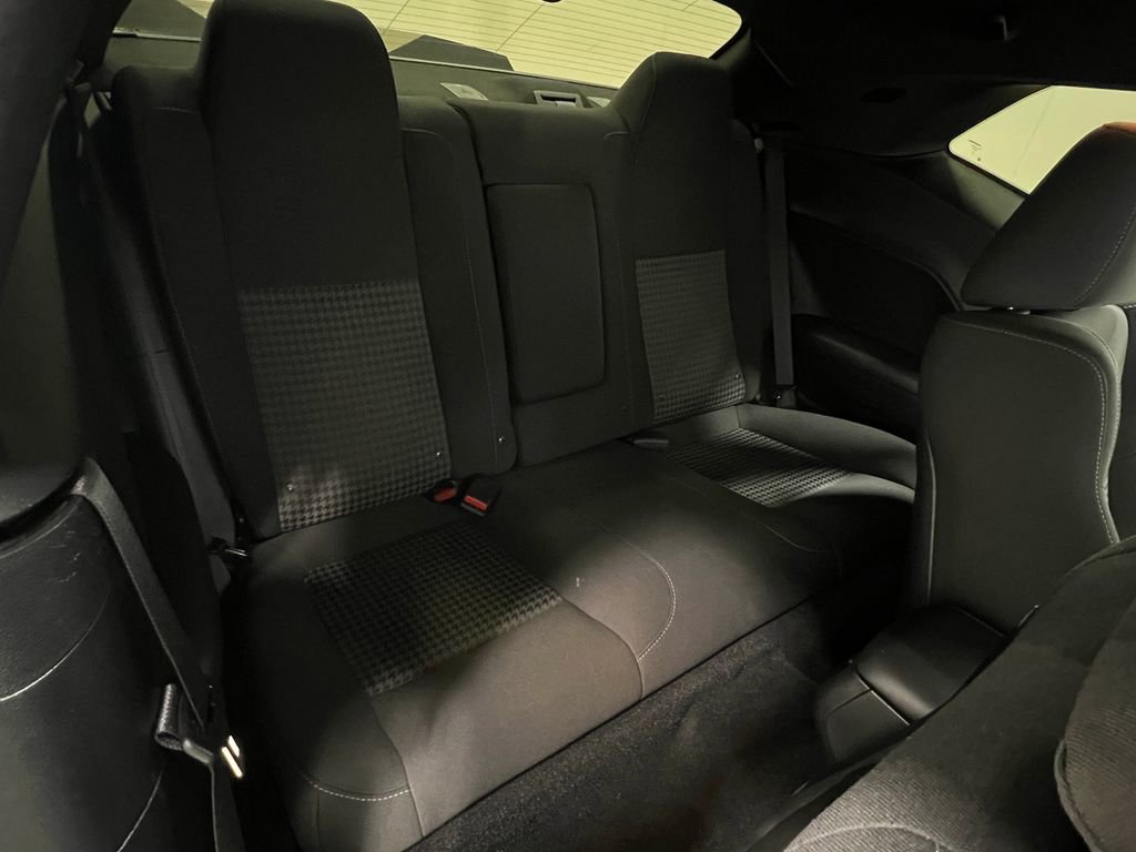 Used 2023 Dodge Challenger R/T w/ Plus Package image 33