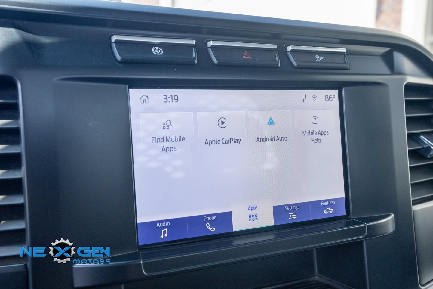 Used 2024 Ford F550 2WD Regular Cab Super Duty image 18