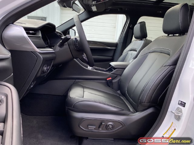 New 2026 Jeep Grand Cherokee Limited w/ Limited Altitude Package AWD/4WD image 26