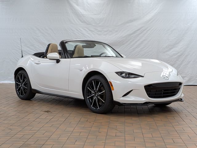 New 2026 MAZDA MX-5 Miata Grand Touring w/ Appearance Package
