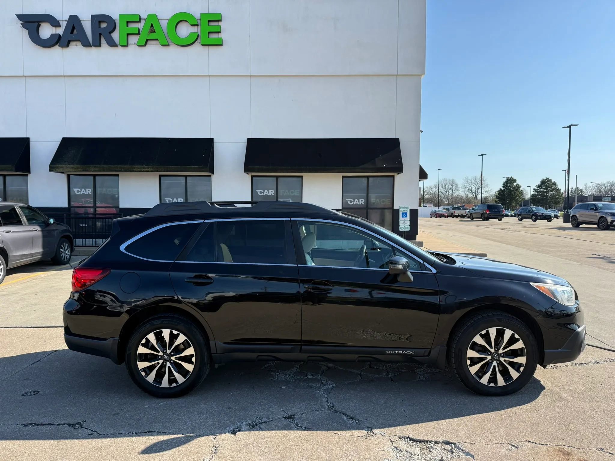 Used 2017 Subaru Outback 2.5i Limited AWD/4WD image 18
