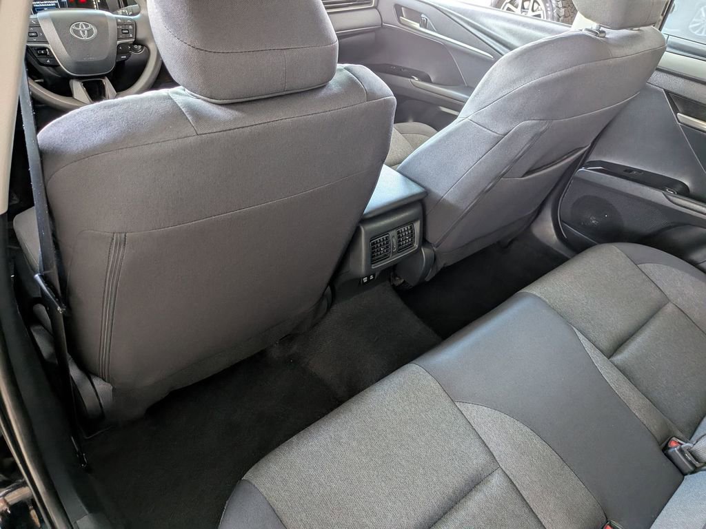 Used 2025 Toyota Camry LE FWD image 23