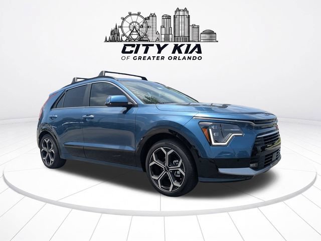 Certified 2025 Kia Niro SX Touring FWD image 7