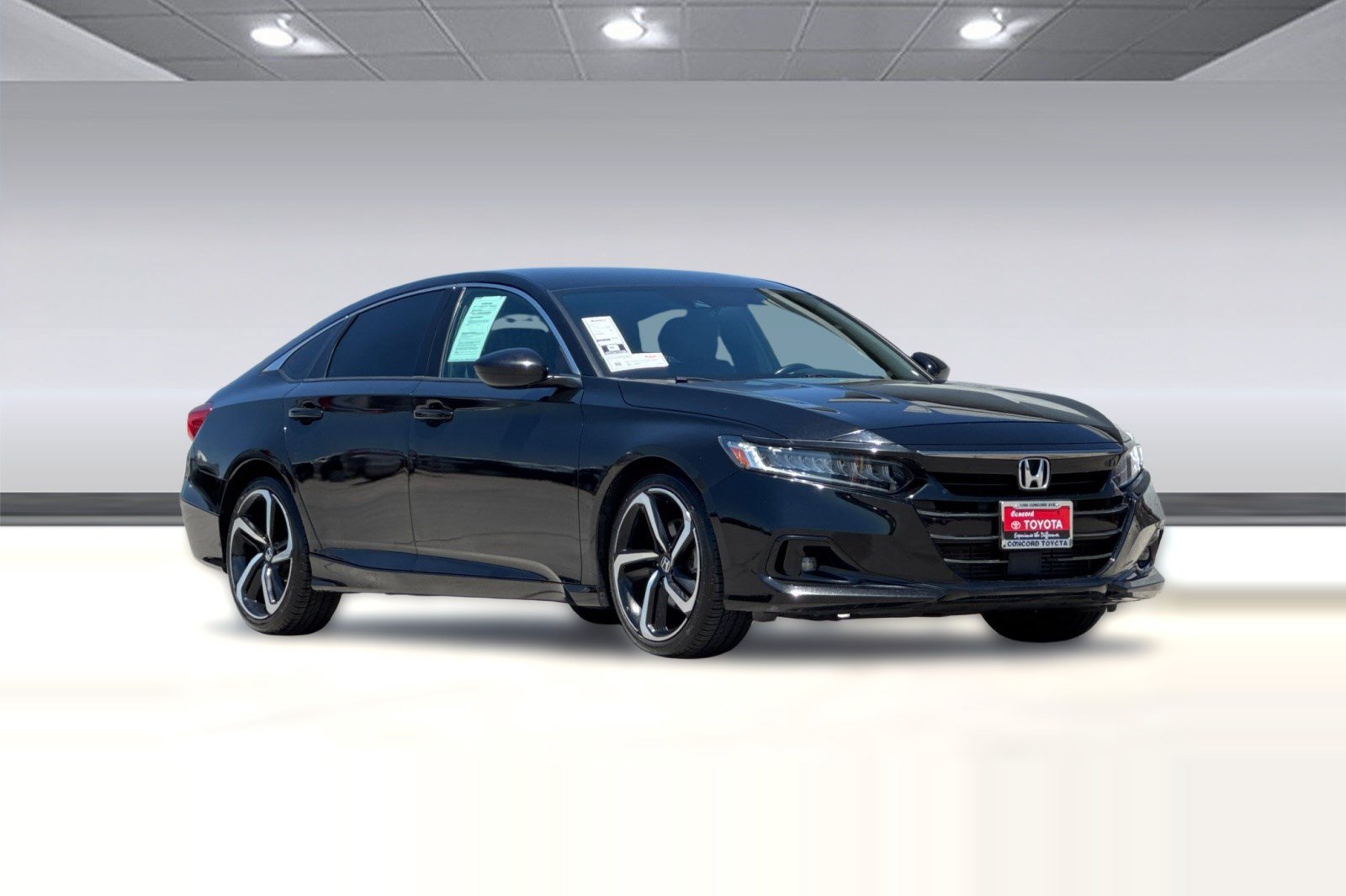Used 2021 Honda Accord Sport image 6