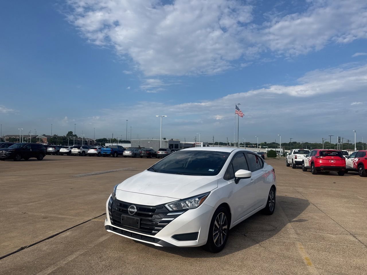 Certified 2024 Nissan Versa SV FWD image 7