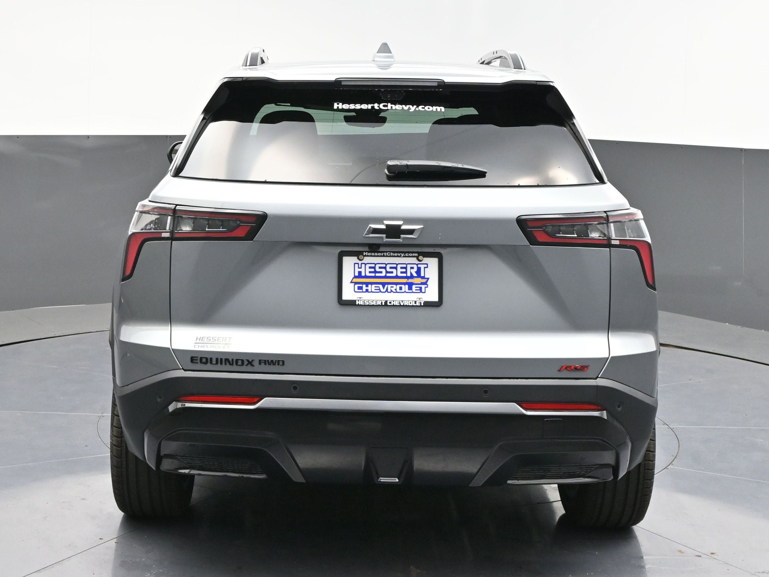 New 2026 Chevrolet Equinox RS w/ Safety and Technology Package AWD/4WD image 2