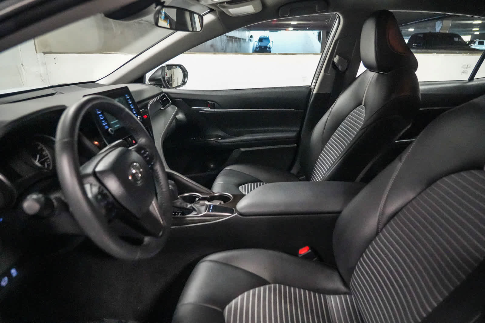 Certified 2024 Toyota Camry SE FWD image 18