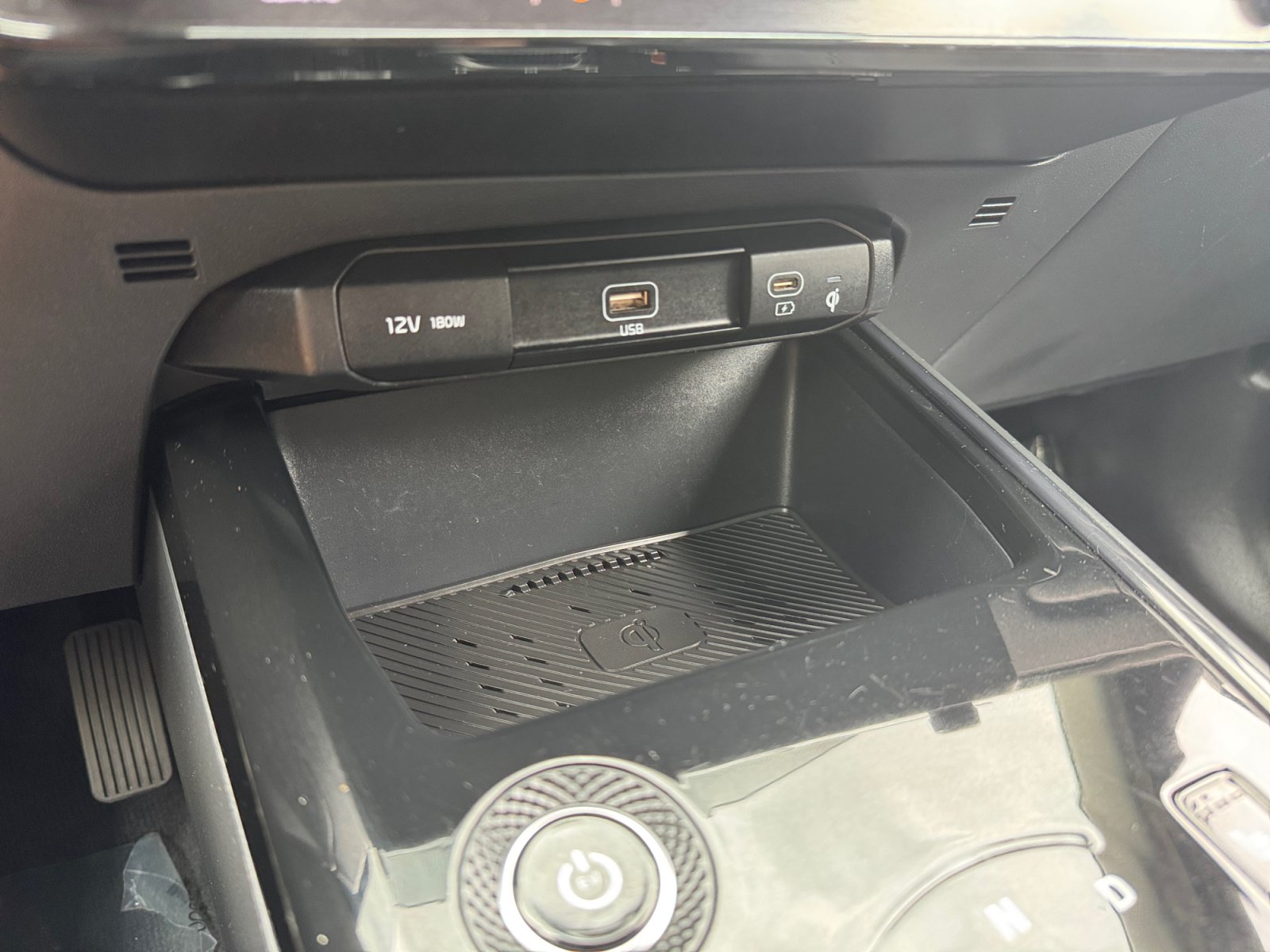 Used 2023 Chevrolet Malibu LT FWD image 19
