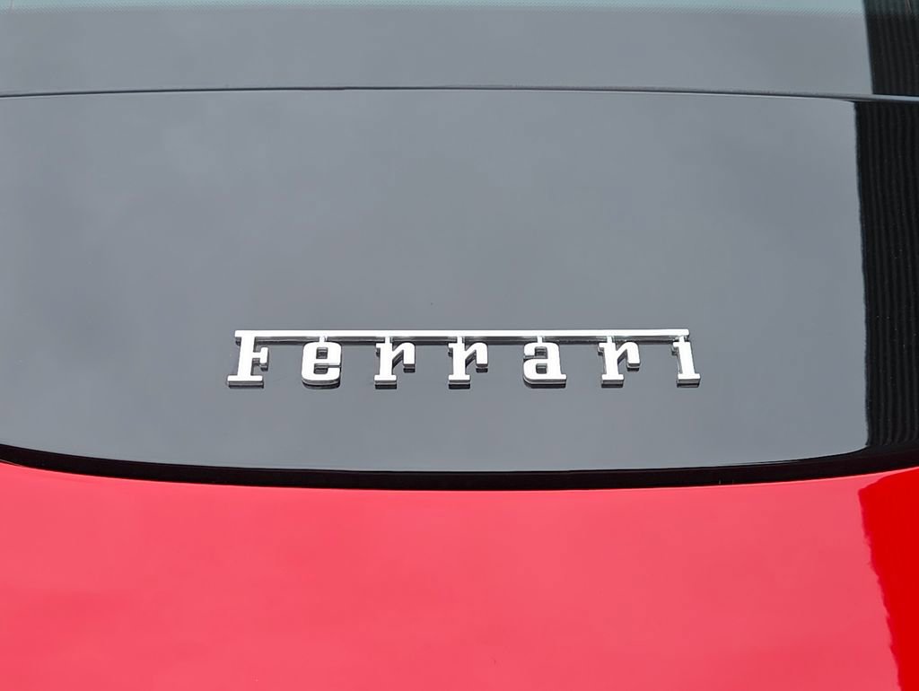 Used 2024 Ferrari Roma RWD image 25