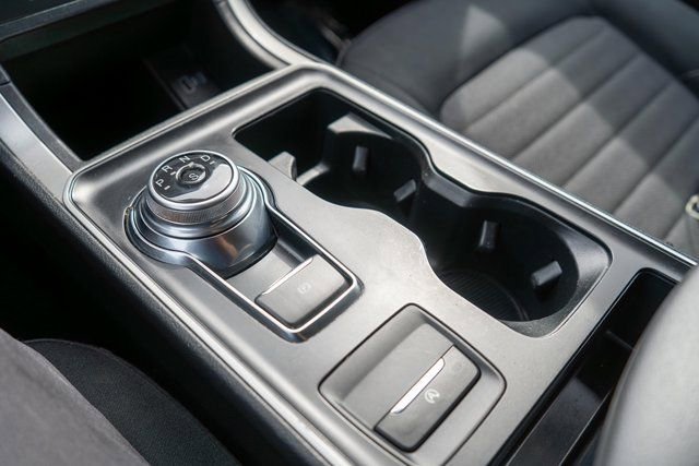 Used 2022 Ford Edge SE image 30