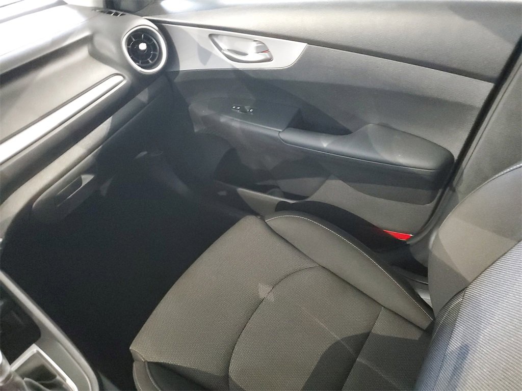 Certified 2022 Kia Forte LXS w/ LXS Technology Package image 11
