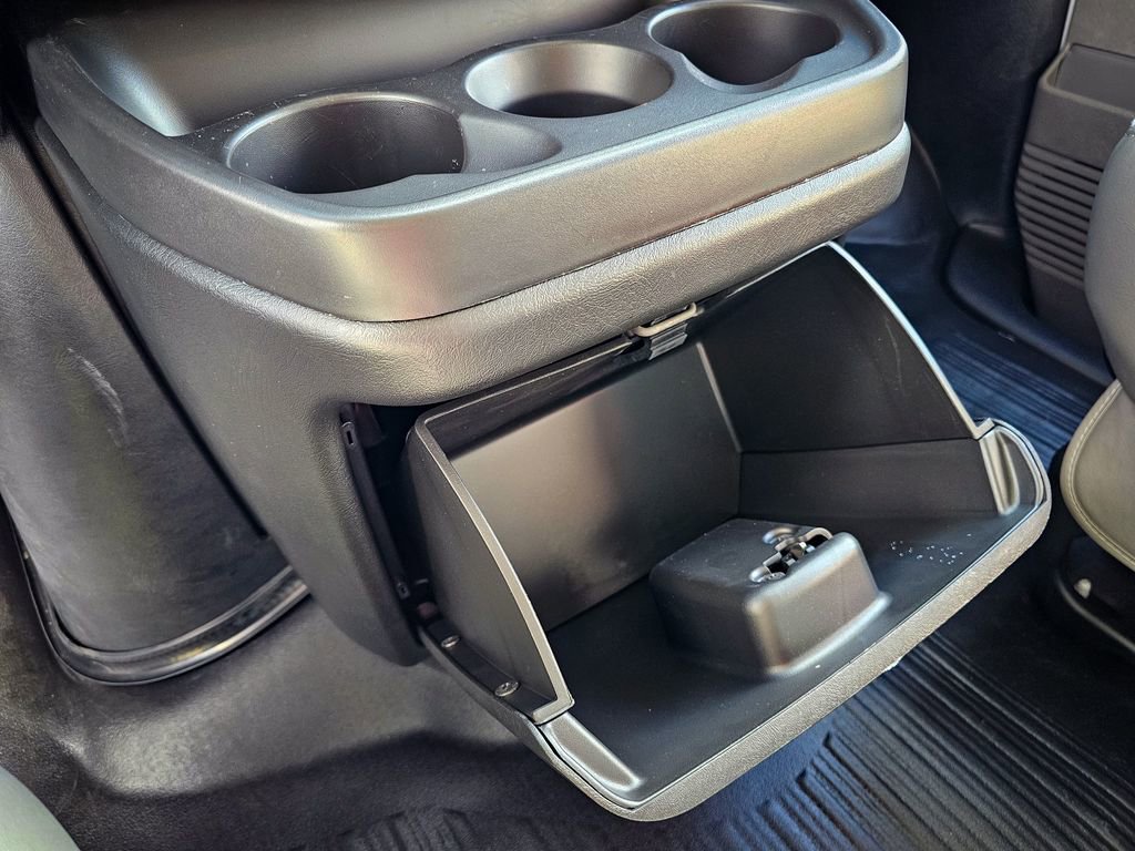 New 2025 GMC Savana 3500 Work Van 3D Cargo Van w/ Driver Convenience Package image 22