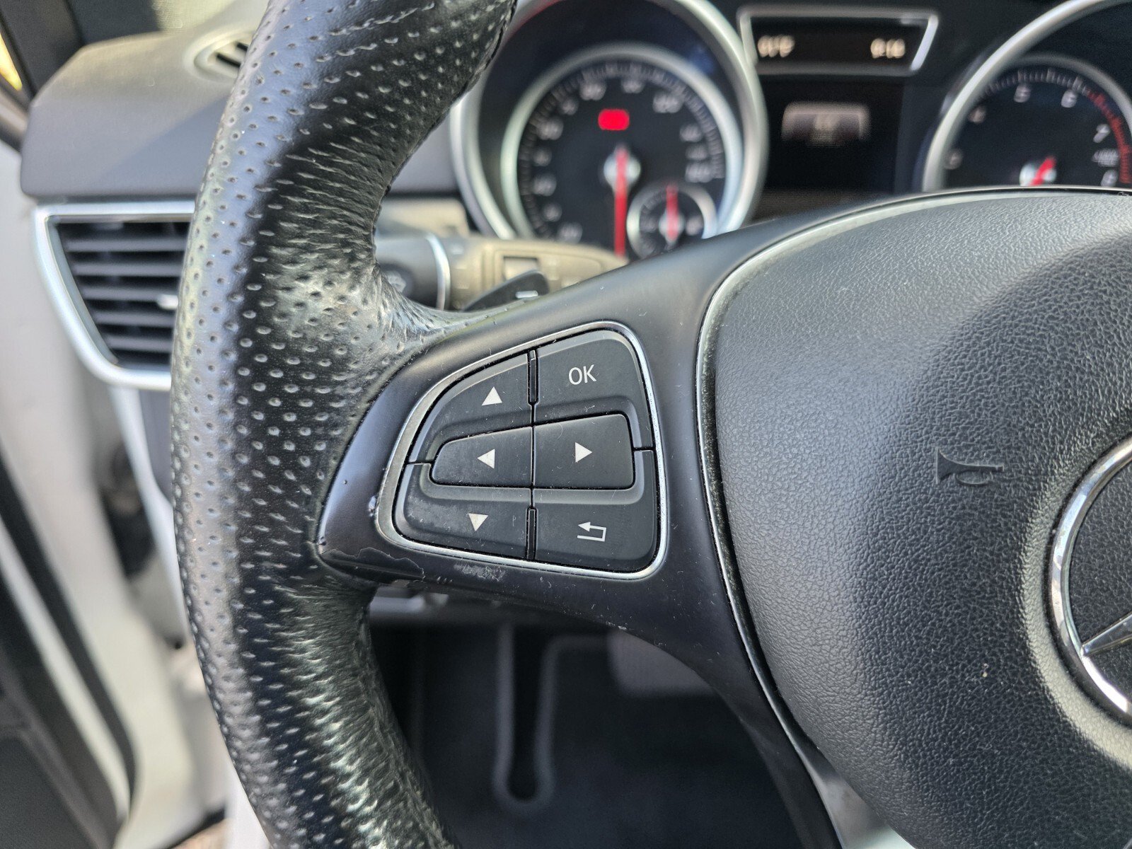 Used 2017 Mercedes-Benz GLE 350 4MATIC image 19