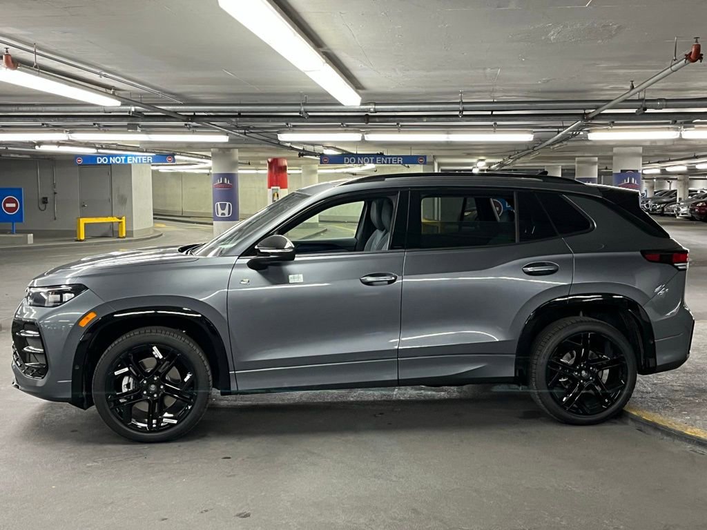 New 2026 Volkswagen Tiguan SE R-Line AWD/4WD image 34