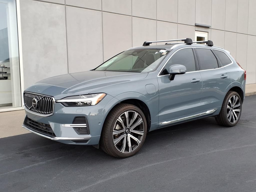 Certified 2023 Volvo XC60 T8 Ultimate w/ Climate Package AWD/4WD image 1