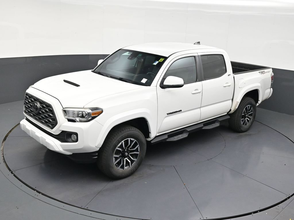 Used 2020 Toyota Tacoma TRD Sport w/ Technology Package RWD image 13