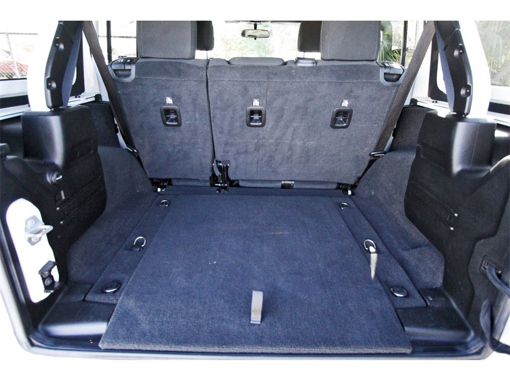 Used 2021 Jeep Wrangler Unlimited Sport image 26