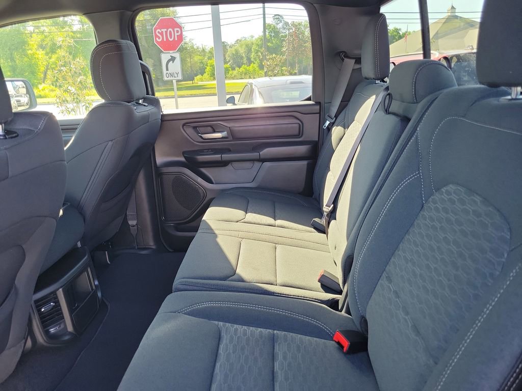 New 2026 RAM 1500 Express AWD/4WD image 25