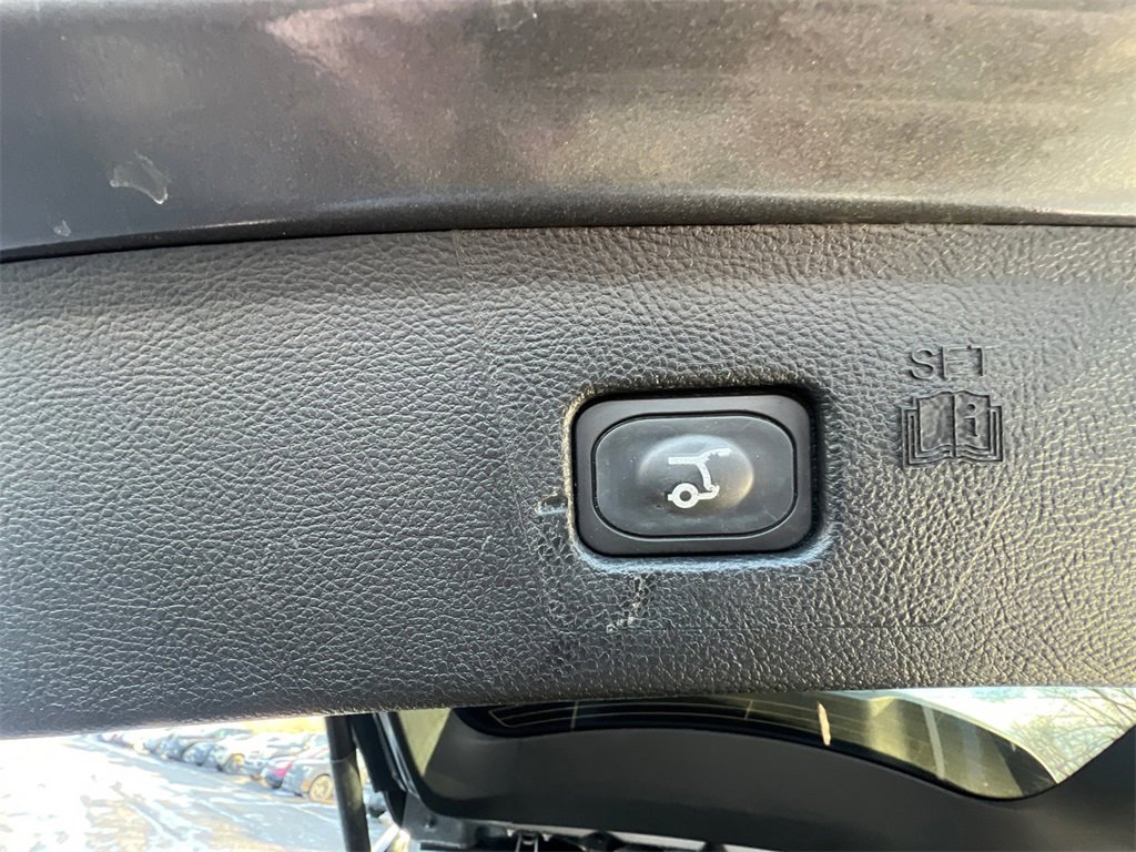 Used 2024 Ford Edge Titanium image 32